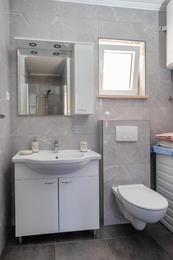 Apartment Pod Nespolom Trsteno Bagian luar foto